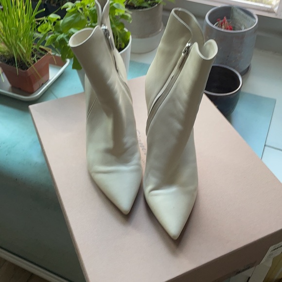 Gianvito Rossi Nappa Leather Levy Ankle Boot - Picture 3 of 11